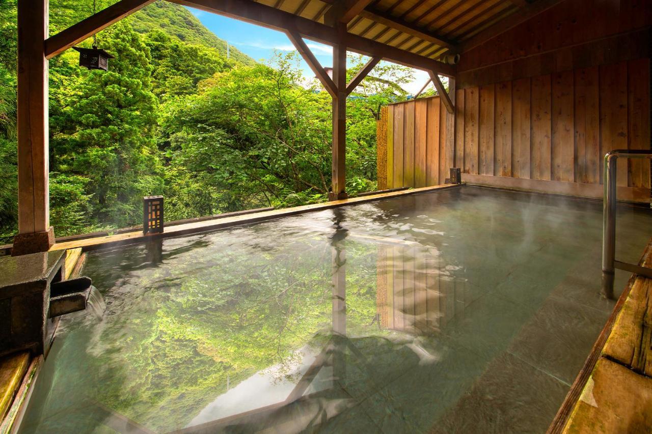 Yamanakaonsen Ohanami Kyubei Kaga  Bagian luar foto