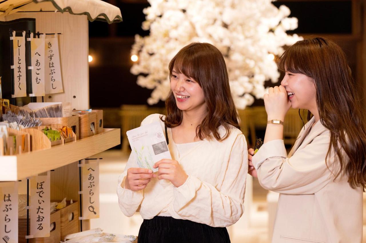 Yamanakaonsen Ohanami Kyubei Kaga  Bagian luar foto
