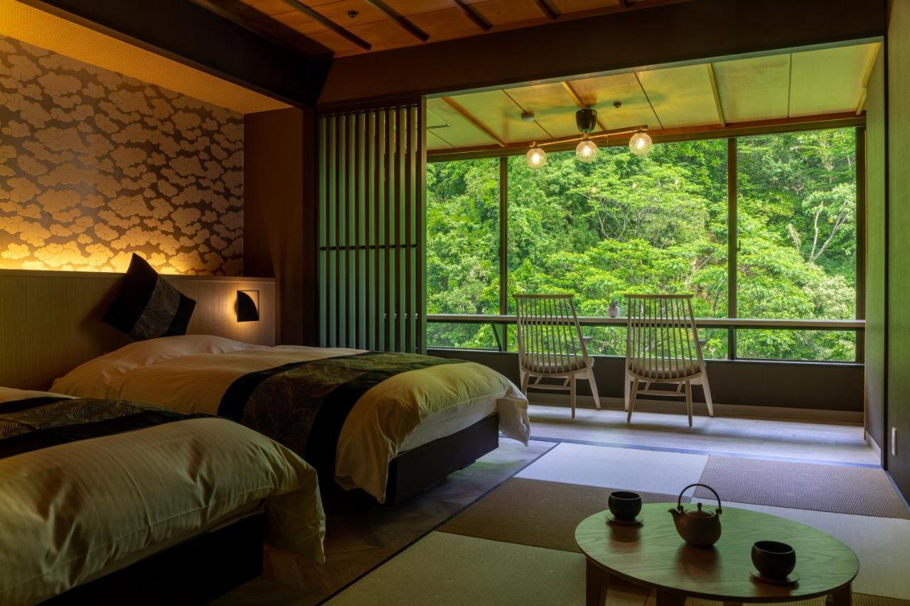 Yamanakaonsen Ohanami Kyubei Kaga  Bagian luar foto