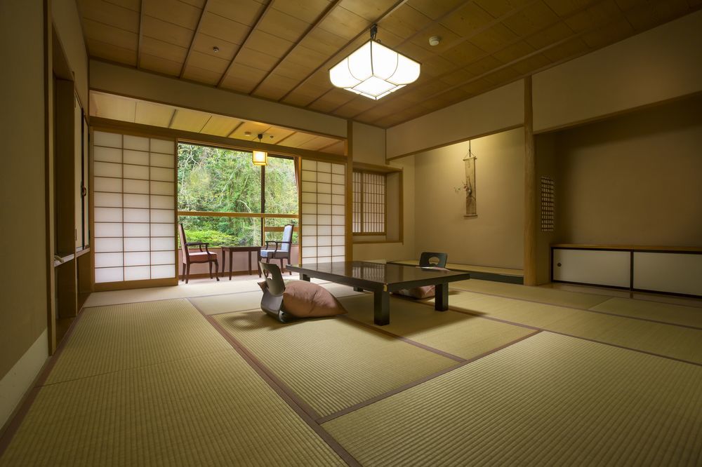 Yamanakaonsen Ohanami Kyubei Kaga  Bagian luar foto
