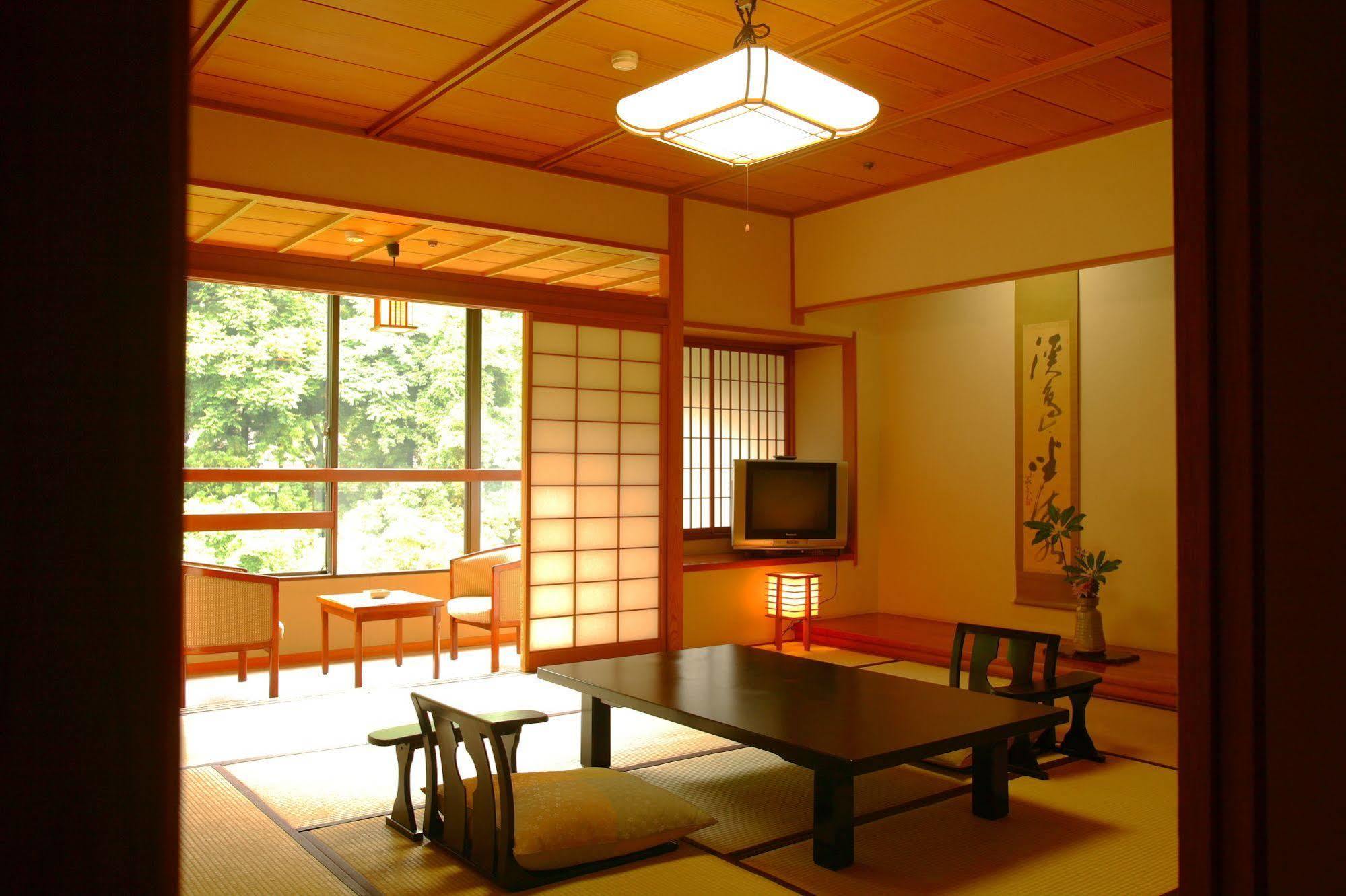Yamanakaonsen Ohanami Kyubei Kaga  Bagian luar foto