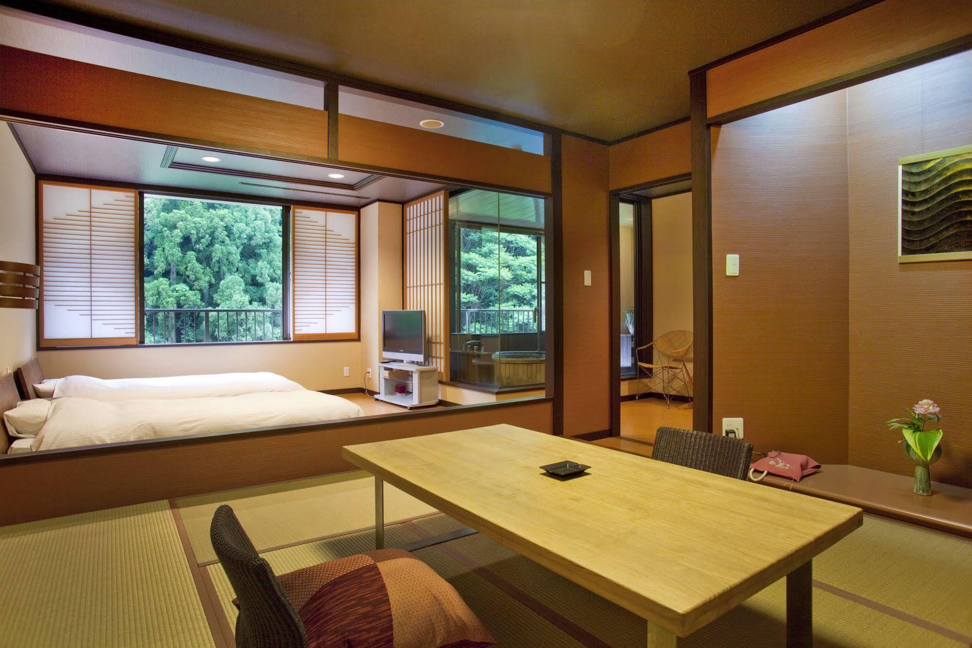 Yamanakaonsen Ohanami Kyubei Kaga  Bagian luar foto